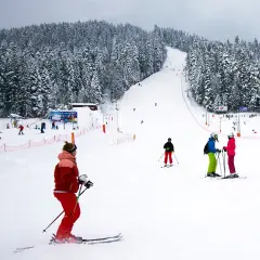 Od kiedy otwarte stoki narciarskie? Sprawdź daty i warunki!
