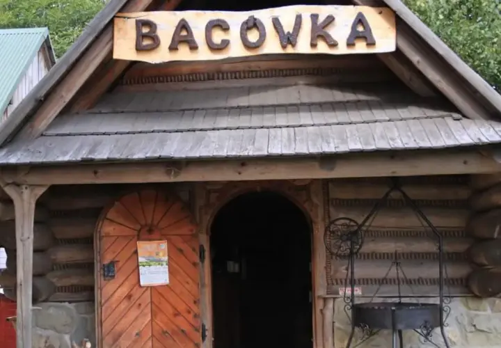 Bacówka u Malorza: lokalizacja, oscypki i atrakcje w okolicy