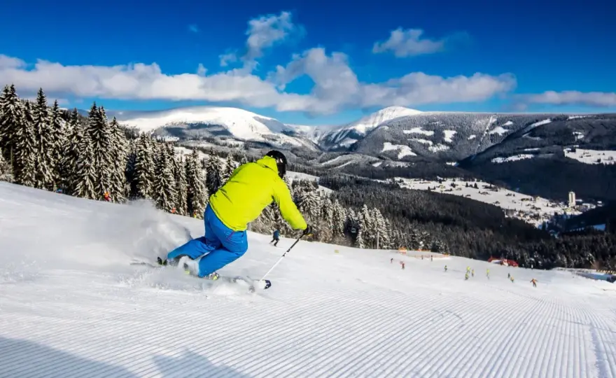 Janskie Łaznie Snowpark - idealne warunki narciarskie dla każdego